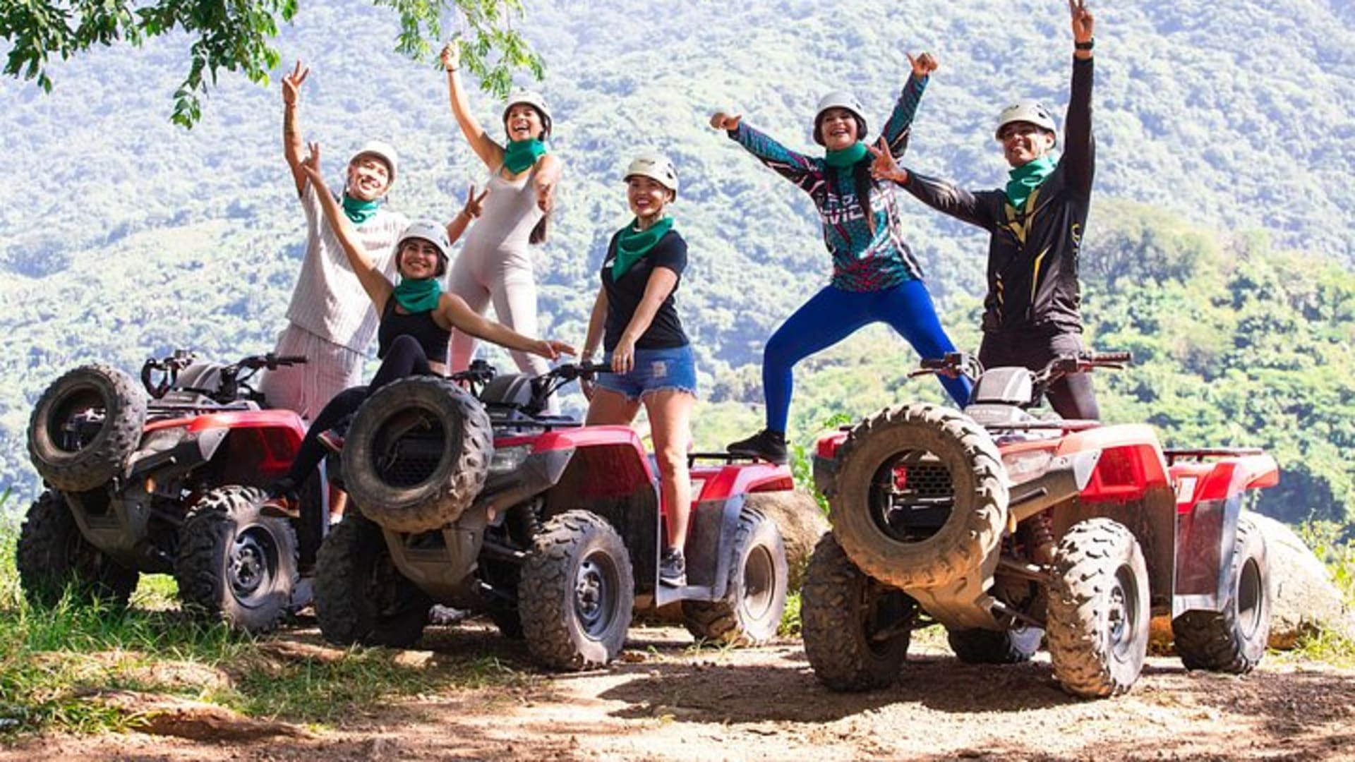 Combo aventure : pont de Jorullo, quad (ATV) et tyrolienne à Puerto Vallarta