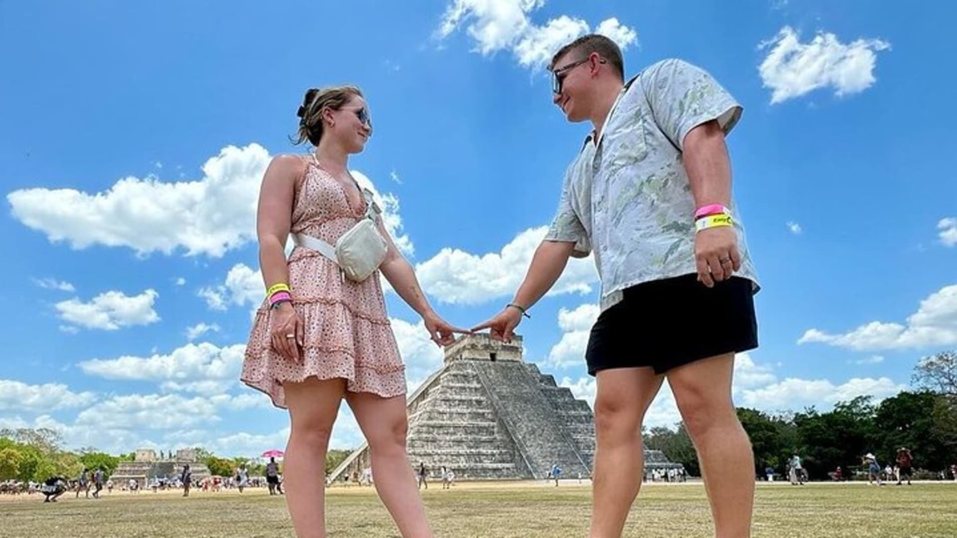 Guided Day Tour to Chichén Itzá, Cenote Swim and Valladolid
