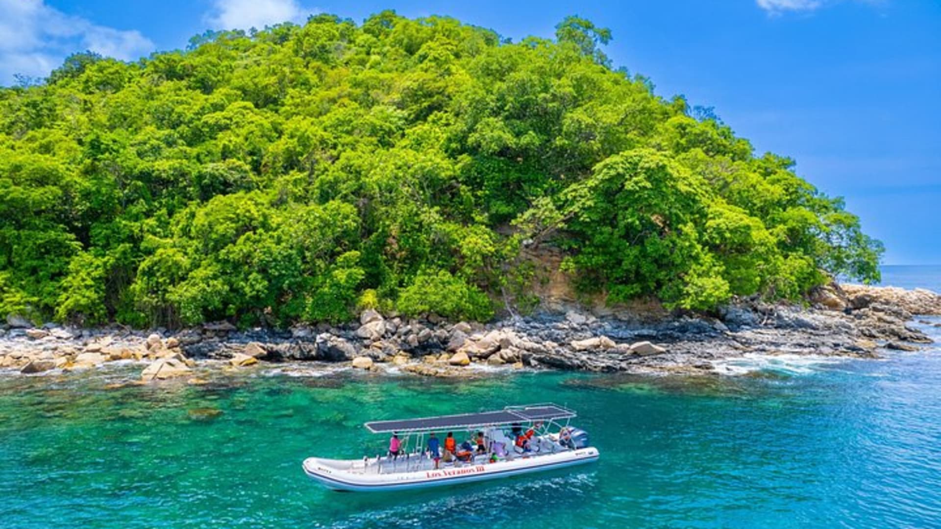 Yelapa Escape & Snorkeling in Puerto Vallarta by Speedboat