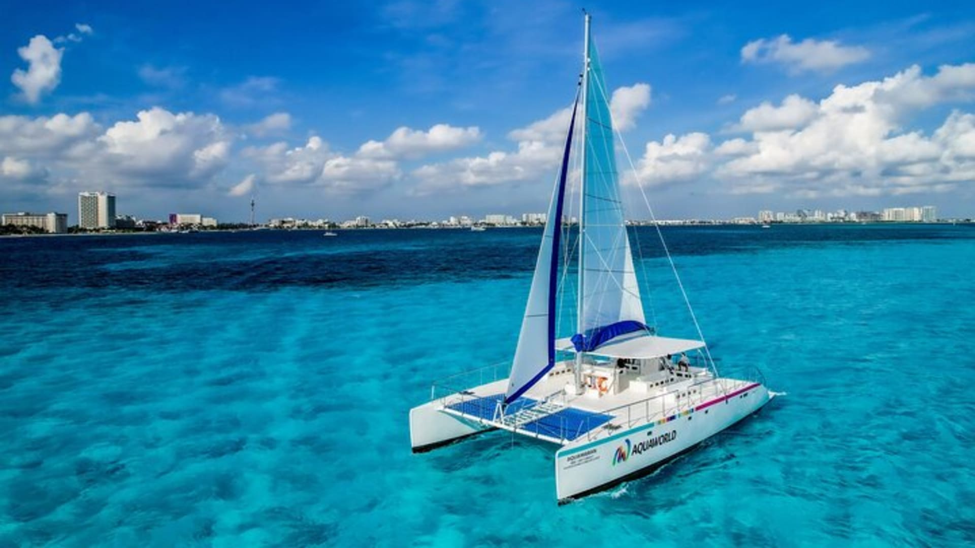 Isla Mujeres Catamaran, Open Bar and Beach Club Tour