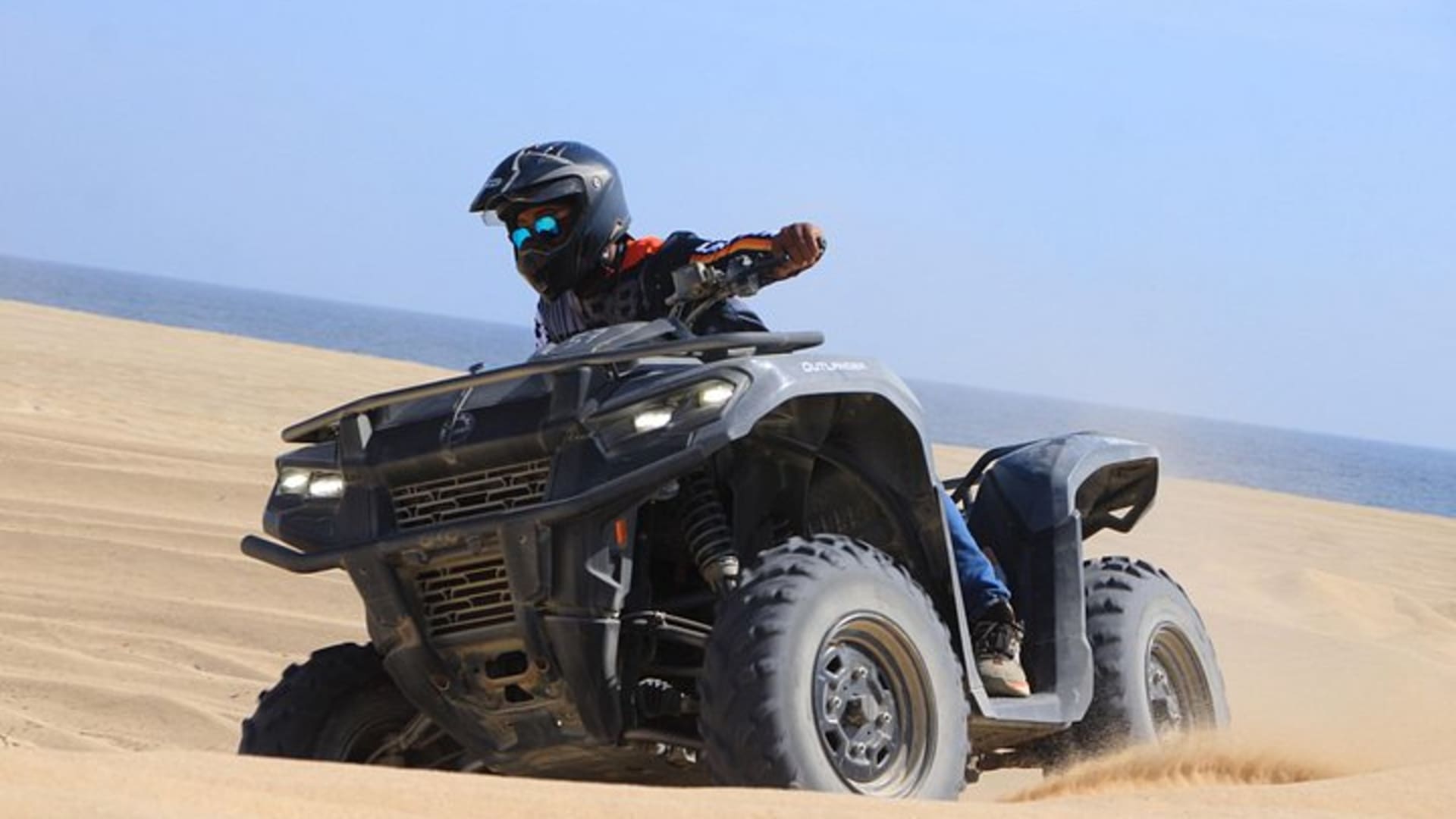 Experiencia extrema en cuatrimoto todoterreno por la playa y el desierto de Cabo