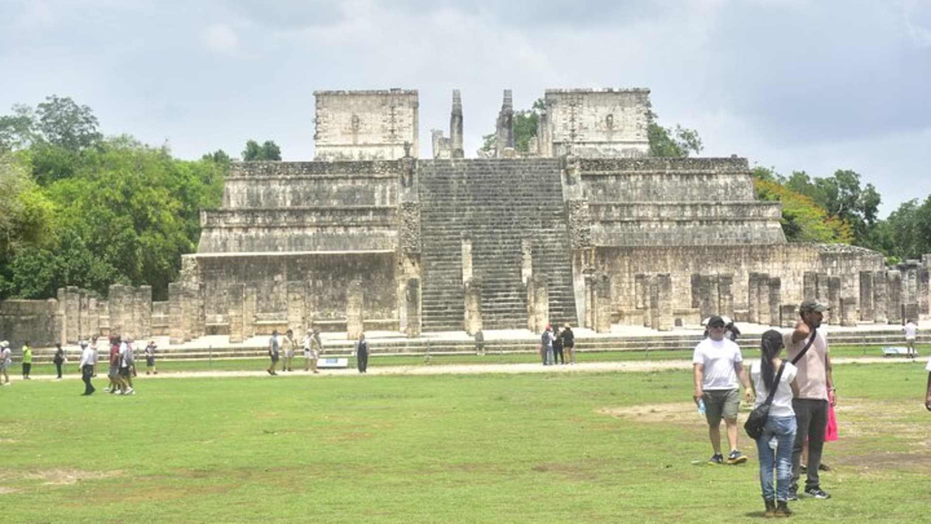 Chichén Itzá, Cenote Chichikan , Valladolid Experience from Tulum