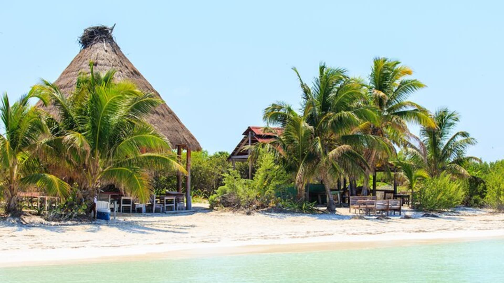 Contoy Island & Mujeres island, snorkeling & lunch on the beach.