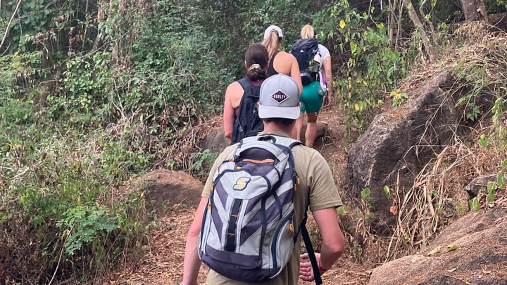 Experiencia de senderismo biocultural
