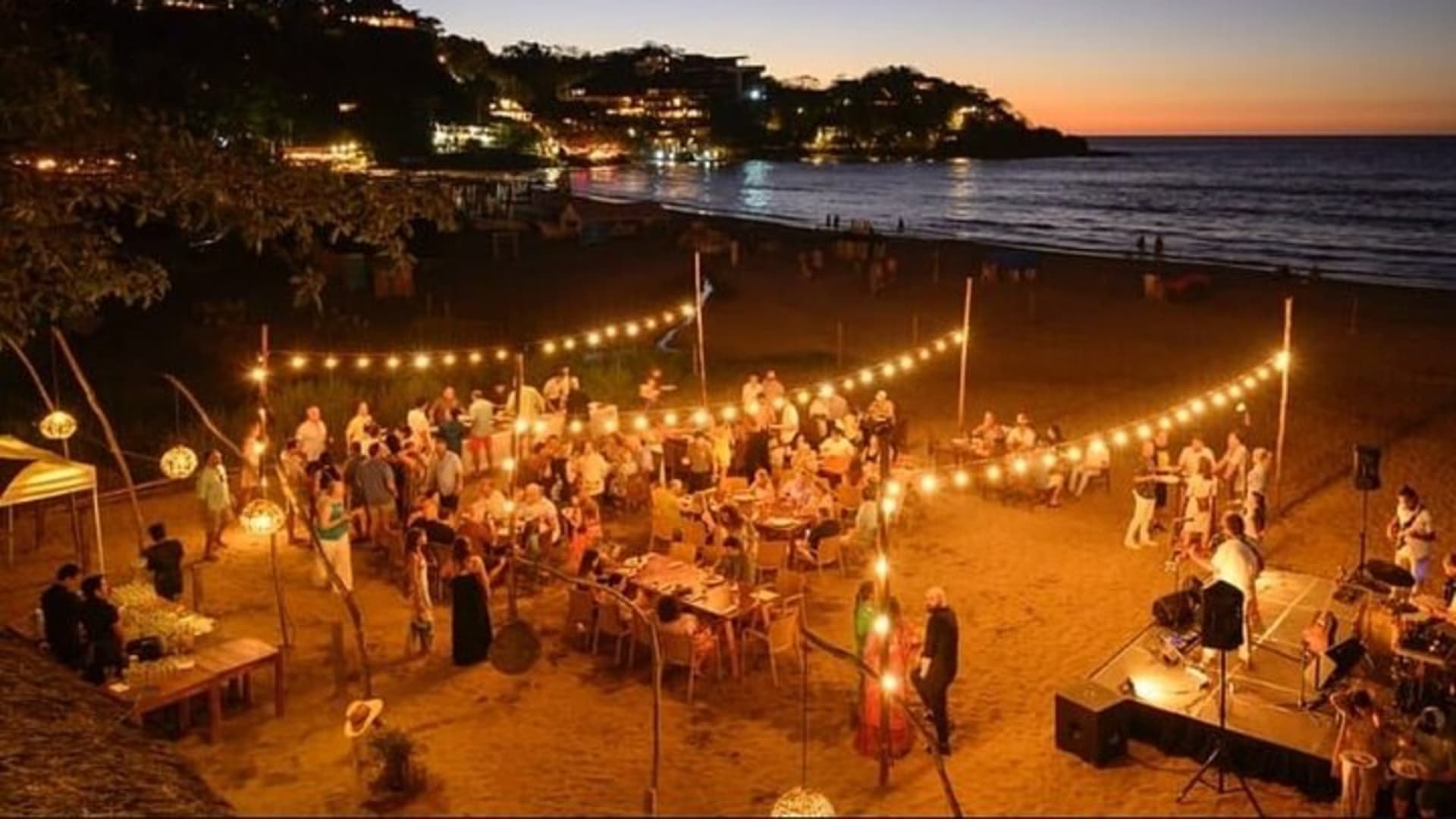 Bares de Sayulita: bebe y convive con amigos