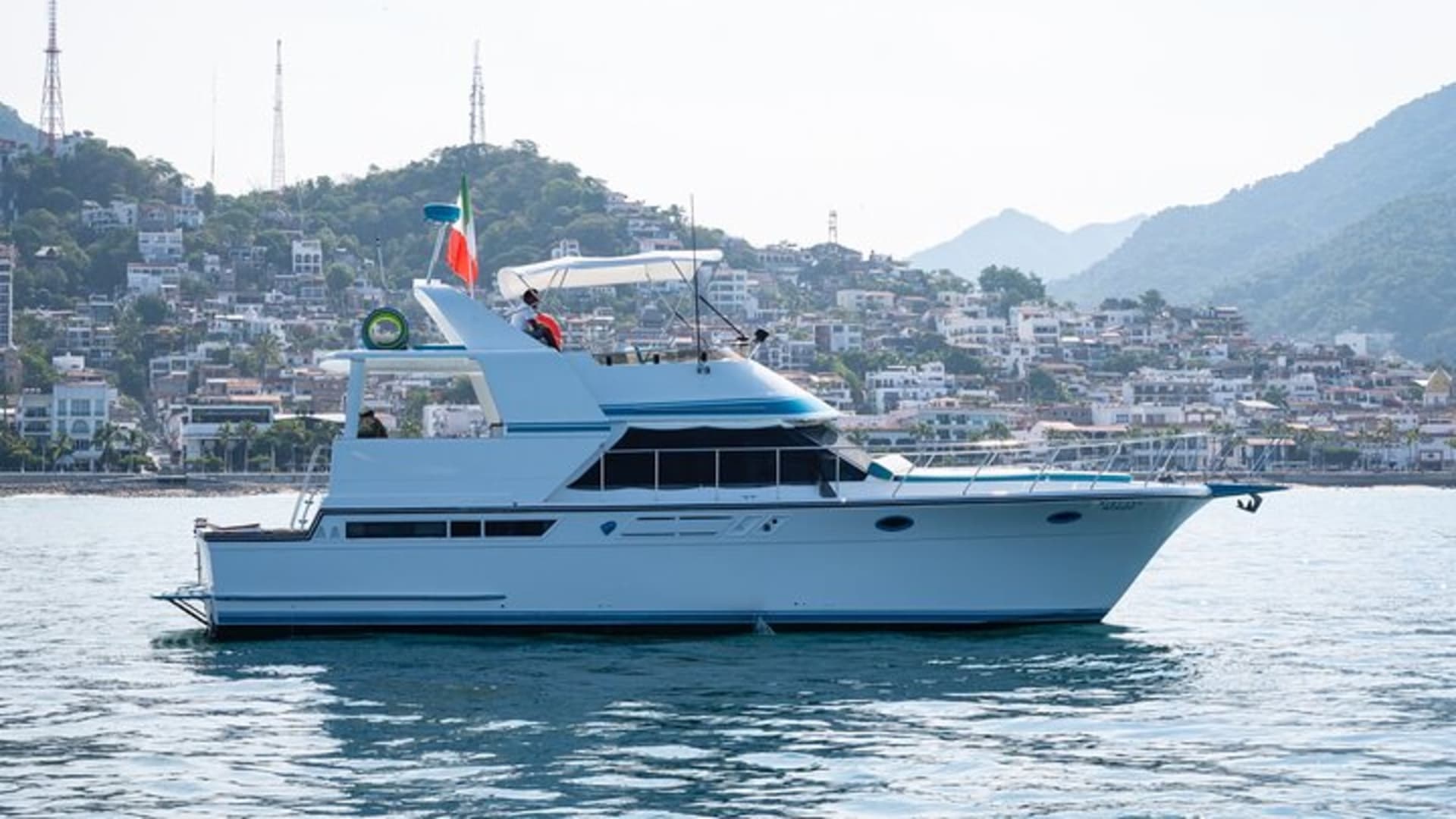 Puerto Vallarta Private Yacht Adventure 5 hours + 1 hour Free