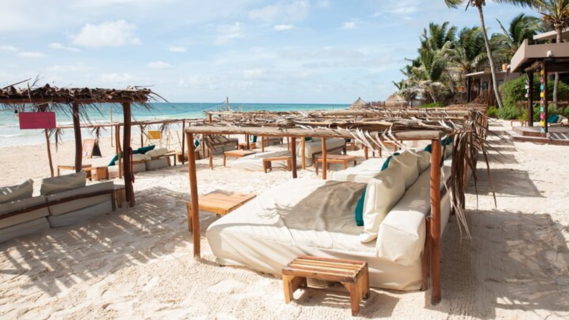La Zebra Beach Club Experience in Tulum