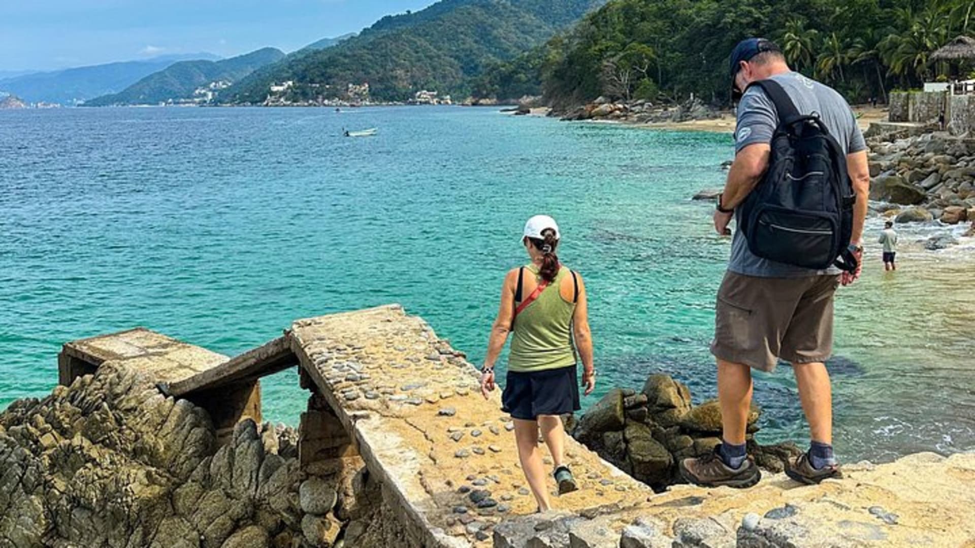 Hiking in Hidden Beaches : Boca, Colomitos & Las Ánimas
