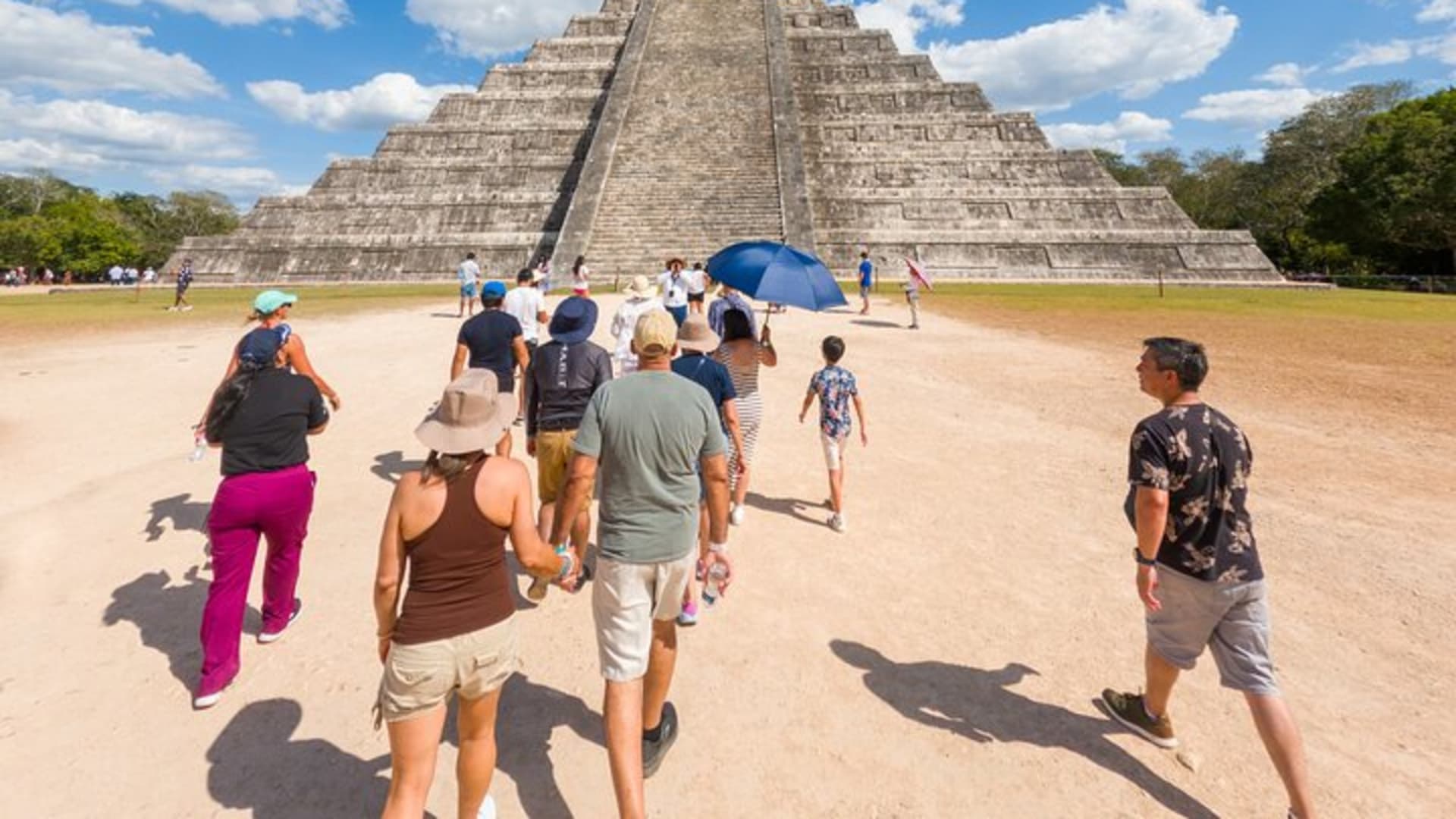 Chichén Itzá Ancestral Tour from Playa del Carmen with Cenote