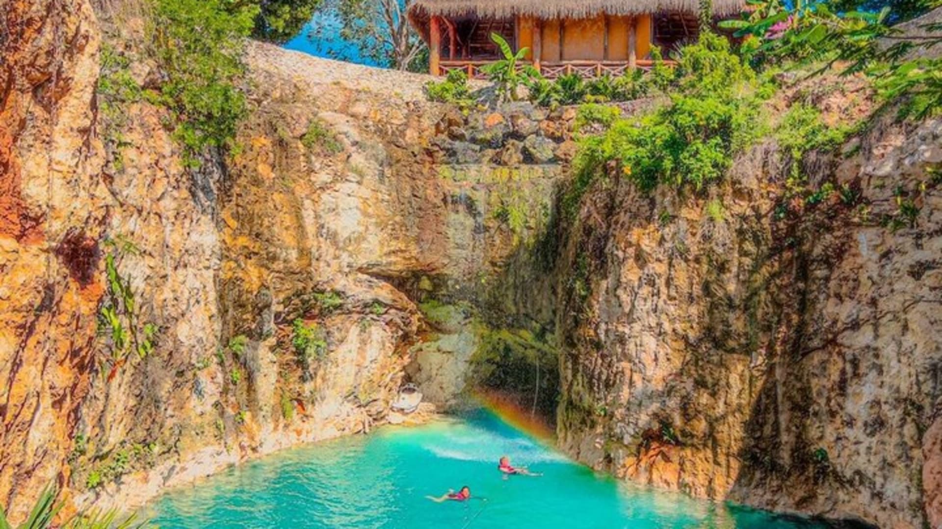 Private Tour: Homun Cenotes Day Trip