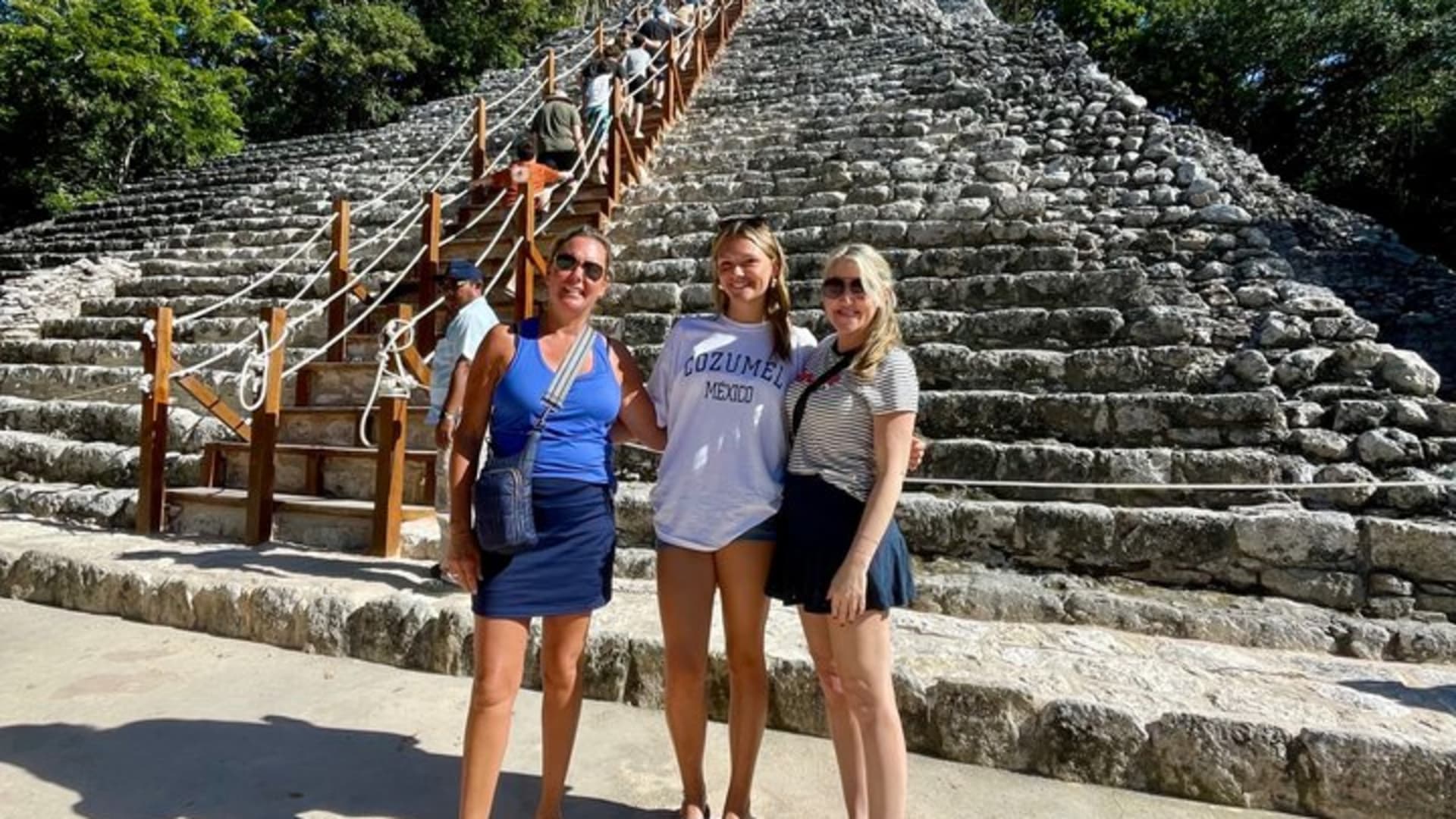 Cobá Archaeological Site, Monkey Habitat + Lunch Private SUV Tour