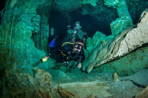 2 tanks Cenote Diving Adventure in Tulum for Certified Divers — photo 2