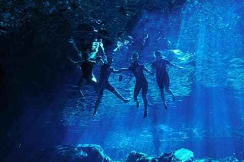4 best spots in Cancún 1day! CHICHÉN ITZÁ, 2CENOTES, PINK LAKE — photo 3