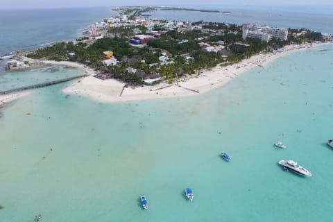 Enjoy an amazing day in Isla Mujeres with snorkeling food, drinks — photo 10