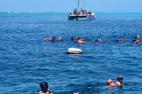 Catamaran Sail to Isla Mujeres from Cancun or Riviera Maya — photo 5