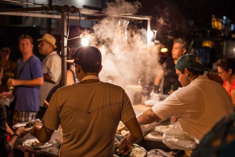 Visite gastronomique nocturne Taco Adventure avec Vallarta Food Tours — photo 7