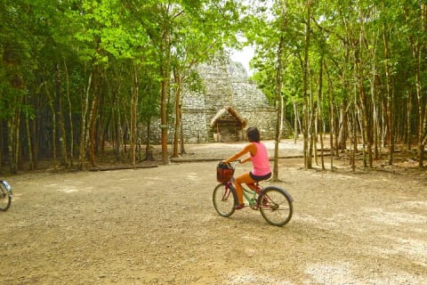Coba Ruins and Punta Laguna Monkey Reserve Day Tour from Tulum — photo 3