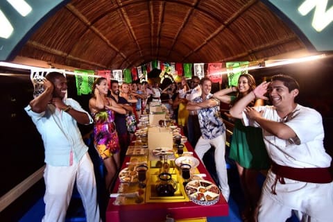 Xoximilco Night Cruise With Round Transportation from Tulum City — photo 7