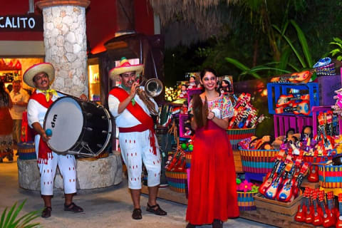 Xoximilco Night Cruise With Round Transportation from Tulum City — photo 12