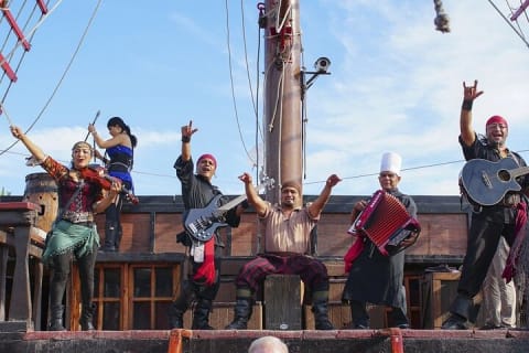 Show en vivo y cena Noche Pirata. — photo 5