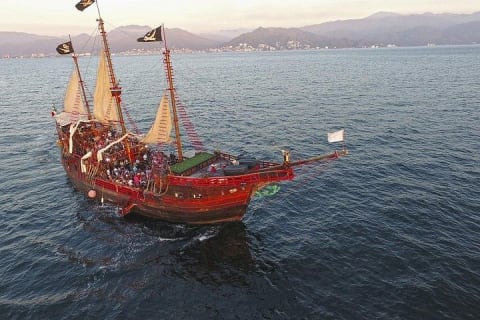 ¡Cena con piratas! Show nocturno y cena — photo 9