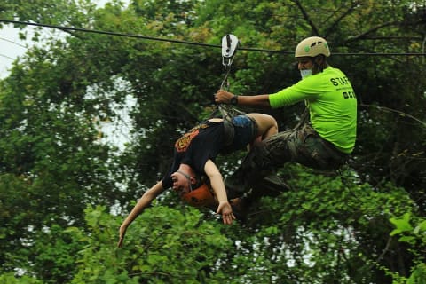Tyrolienne pour passagers de bateaux de croisière, aventure dans la jungle de Puerto Vallarta — photo 6