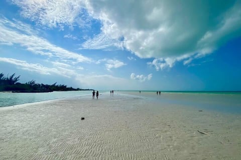 Holbox Island Tour Punta Mosquito Local Culture and Lunch — photo 2