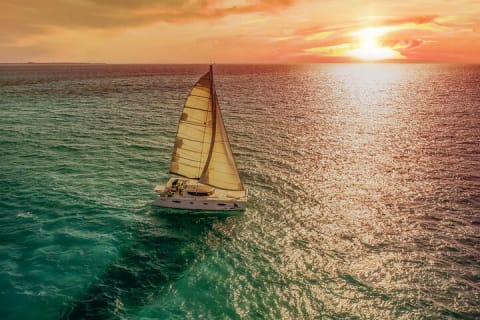 Isla Mujeres Catamaran Tour, discover the amazing Caribbean Sea — photo 1