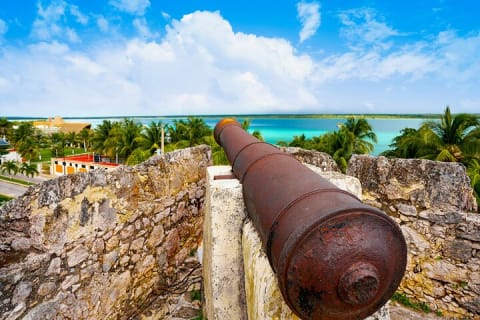 1-Day Tour to Bacalar with Kayaking, Marmol Beach Club and Cenote — photo 4