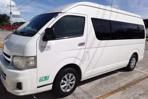 Tulum to Chichen Itza - Private Round-Trip Transfer — photo 2