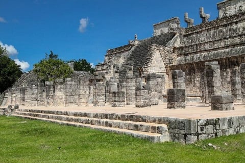Tour to Chichen Itza with Cenote Ikkil — photo 5