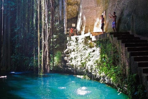 Tour to Chichen Itza with Cenote Ikkil — photo 6