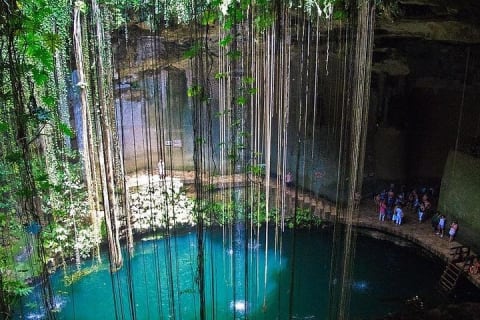 Tour to Chichen Itza with Cenote Ikkil — photo 8