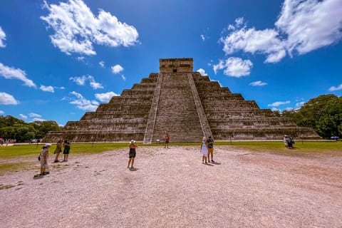 Private World Wonder Discovery Tour in Chichen Itza, Cenote and Valladolid — photo 6