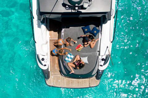 Cancun: 4-Hour All Inclusive Luxury Yacht – 50' Cranchi — photo 6