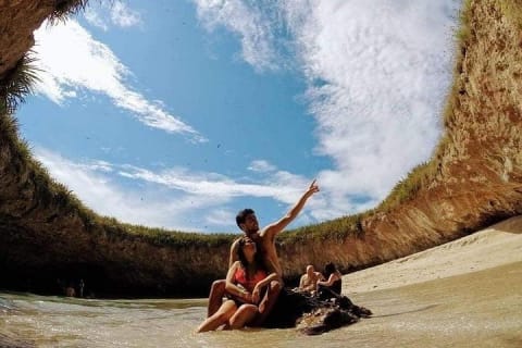 Exploring Marietas Islands Hidden Beach from Punta de Mita — photo 2