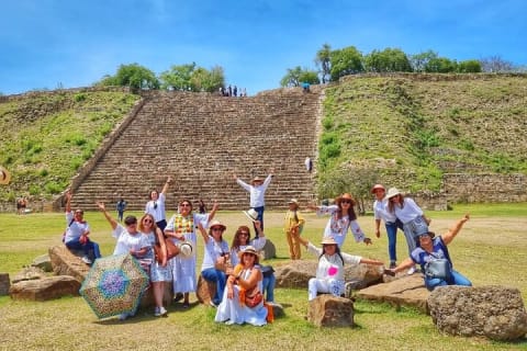 Private Tour: Monte Albán, Hierve el Agua, Teotitlán and Mezcal — photo 11