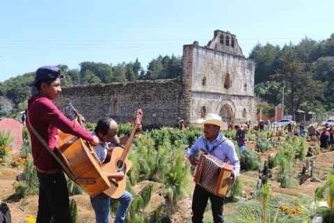 Day of the Dead in the Indigenous Towns of Chiapas — photo 8