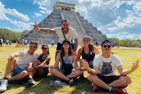 Chichén Itzá, Cenote and Valladolid with Lunch and transportation. — photo 2