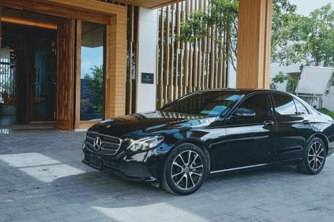 Luxury Business Sedan –Riviera Maya-Cancun Airport — photo 6