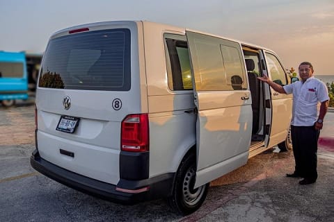 Private Transfer From Merida to Cancún — photo 1