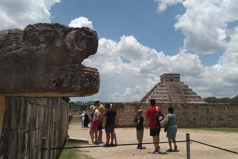 Desde Mérida, Ciudadela de Chichén Itzá, cenote Tsukan con Izamal — photo 11