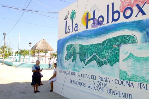 Isla Holbox All Inclusive with Transportation (Breakfast and Food Included) — photo 9