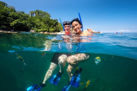 Puerto Vallarta Luxury Yacht Tour: Snorkeling, Open Bar and Lunch — photo 6