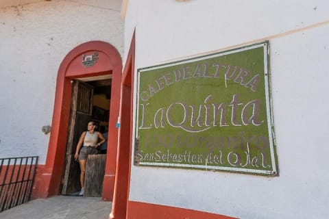 A Day in the Town of San Sebastián del Oeste — photo 11