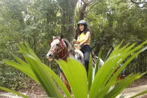 Horse Ride to Cenote Mil Columnas — photo 4