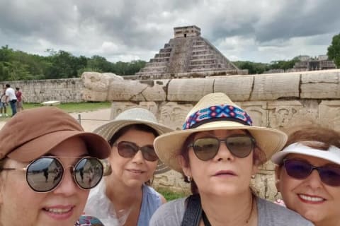 Chichén Itzá Mayan Ruins & Cenote Chichikan Day Trip from Tulum — photo 4