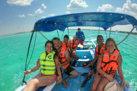 1-Day Tour to Bacalar with Kayaking, Marmol Beach Club and Cenote — photo 7