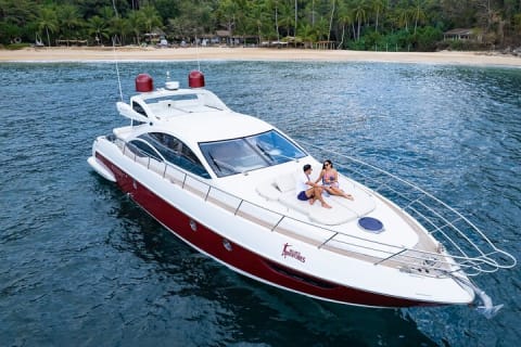 Charter privado de lujo en yate de 62 pies en Puerto Vallarta — photo 1