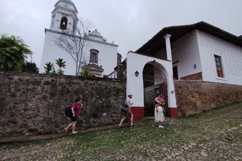 Excursion privée d'une journée à la magique San Sebastián del Oeste. — photo 2